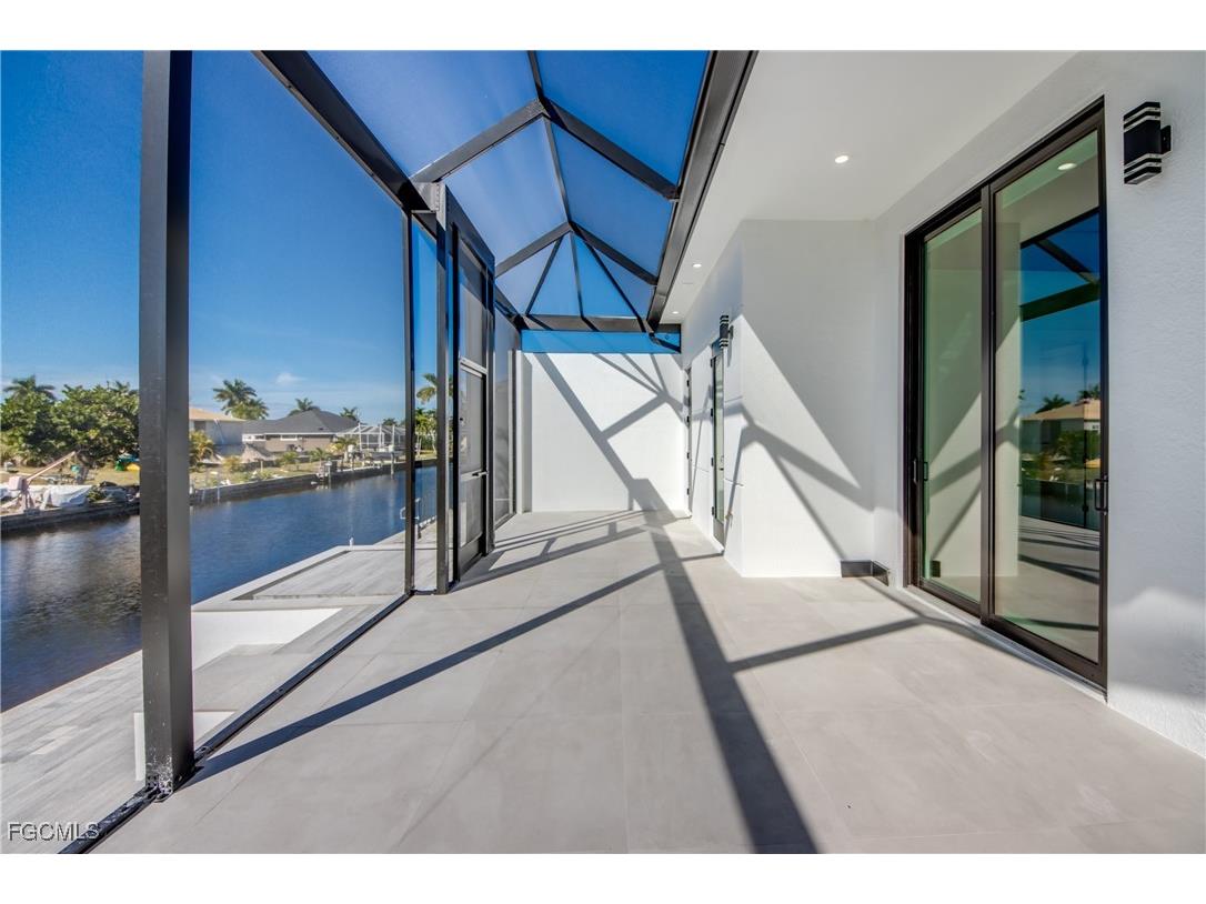 5254 Tamiami Court Cape Coral FL 33904 2025023202 image43