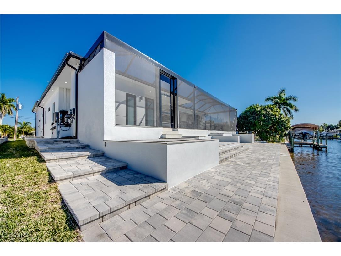 5254 Tamiami Court Cape Coral FL 33904 2025023202 image47