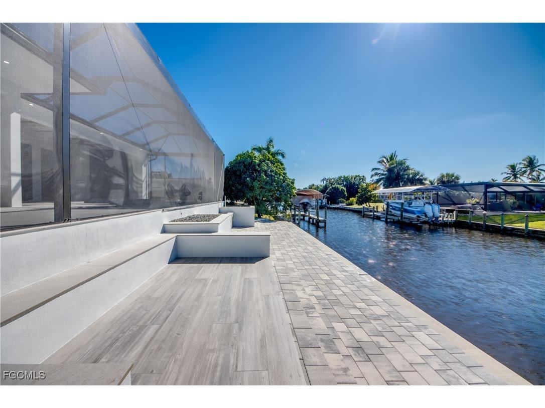 5254 Tamiami Court Cape Coral FL 33904 2025023202 image48