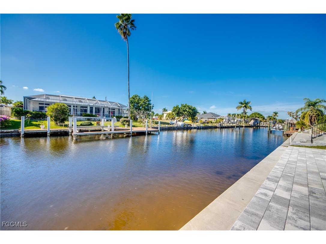 5254 Tamiami Court Cape Coral FL 33904 2025023202 image50