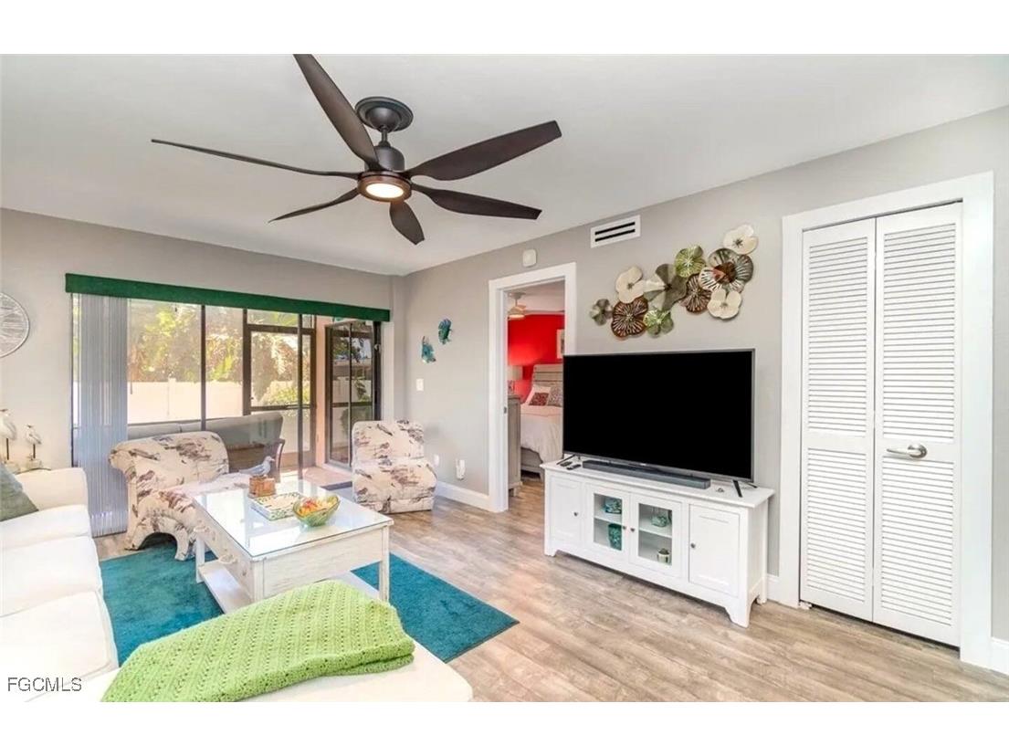 5255 Coronado Parkway #2 Cape Coral FL 33904 2025006685 image8