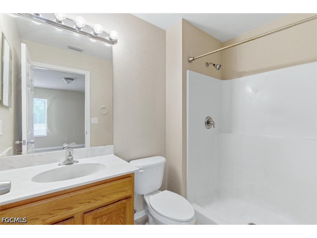5257 Leeds Road Fort Myers FL 33907 2026016541 image16