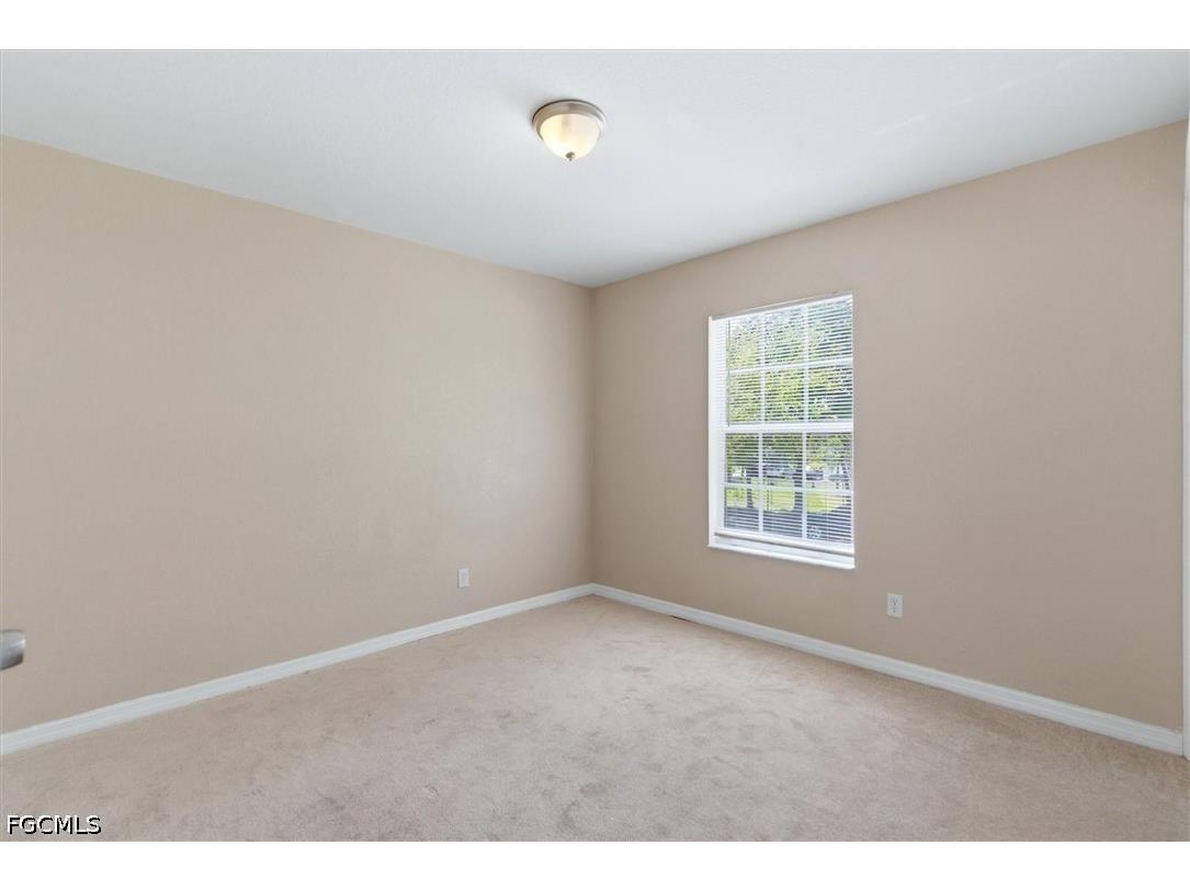 5257 Leeds Road Fort Myers FL 33907 2026016541 image17