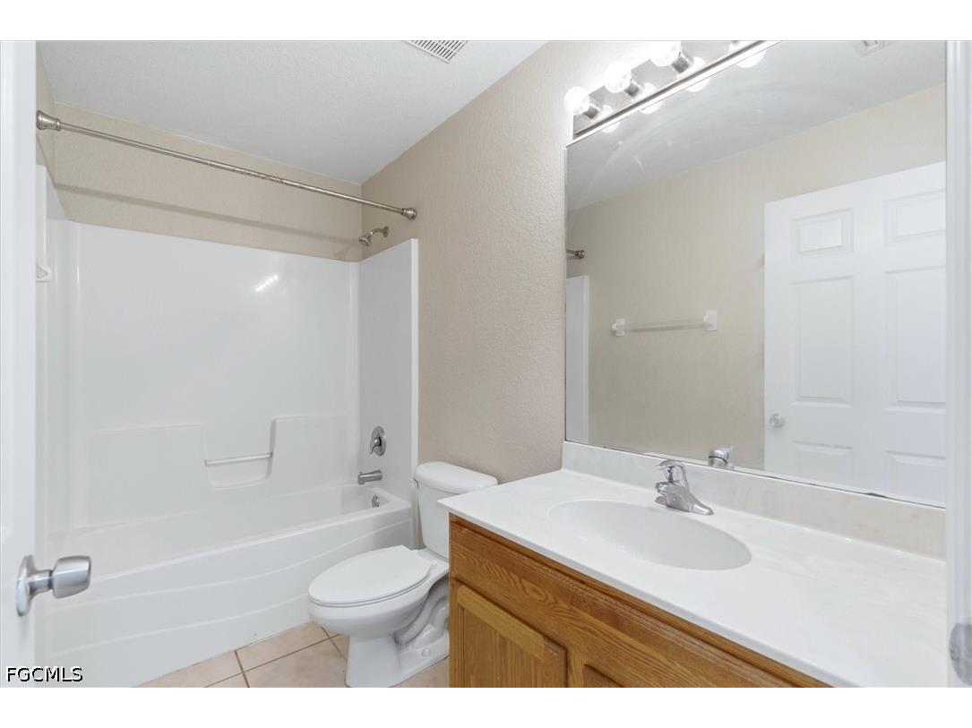 5257 Leeds Road Fort Myers FL 33907 2026016541 image21