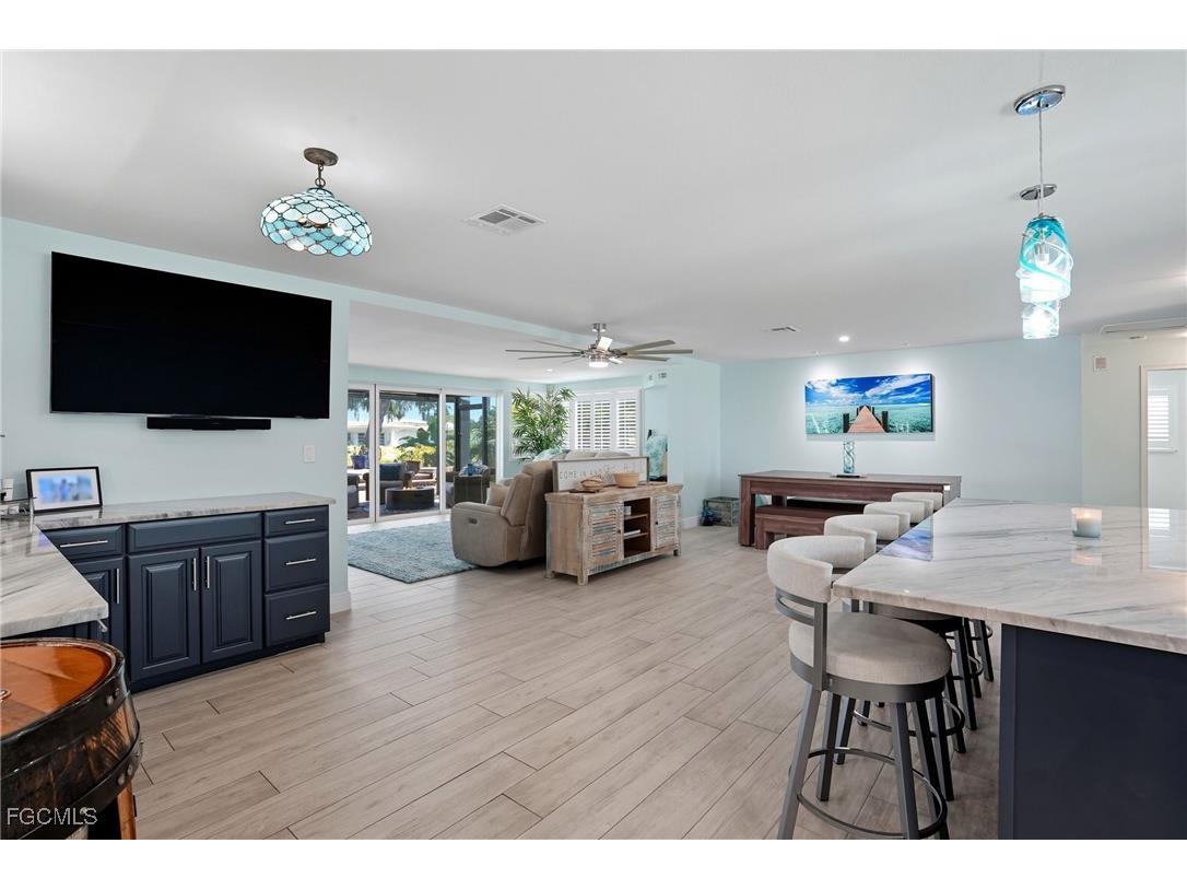 5257 Stratford Court Cape Coral FL 33904 2025012844 image16