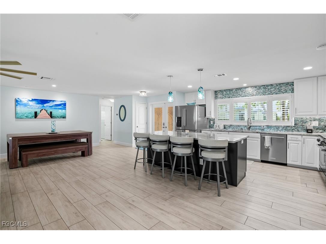 5257 Stratford Court Cape Coral FL 33904 2025012844 image18