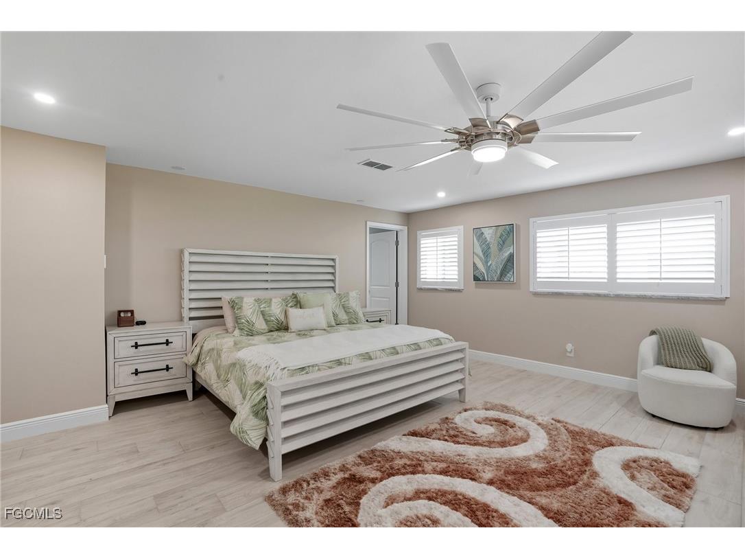 5257 Stratford Court Cape Coral FL 33904 2025012844 image20