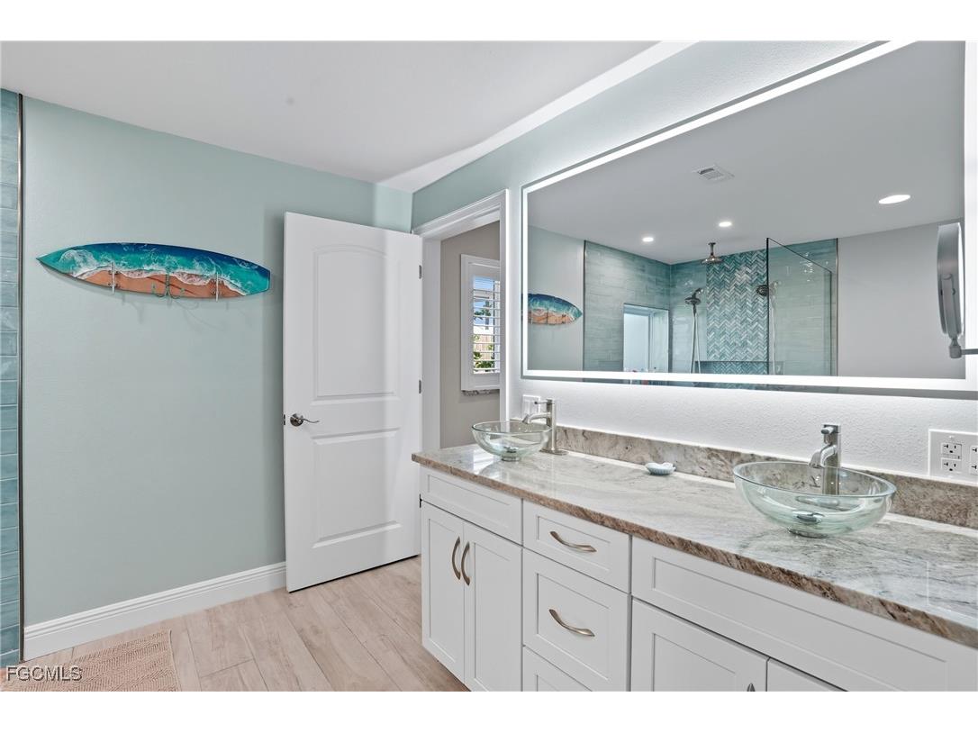 5257 Stratford Court Cape Coral FL 33904 2025012844 image24