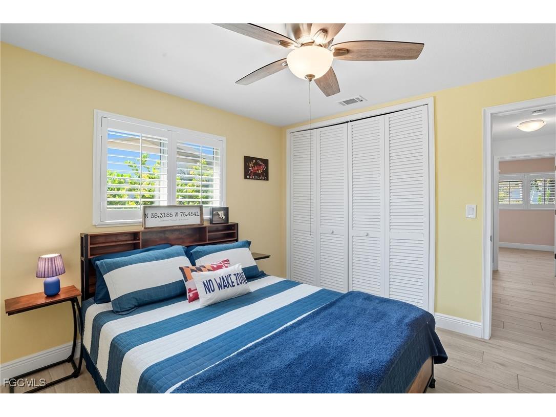 5257 Stratford Court Cape Coral FL 33904 2025012844 image28