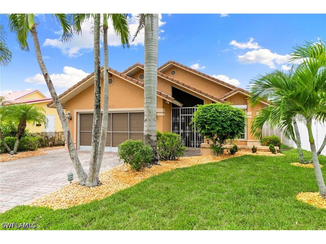 526 100th Avenue N Naples FL 34108 226021813 image1