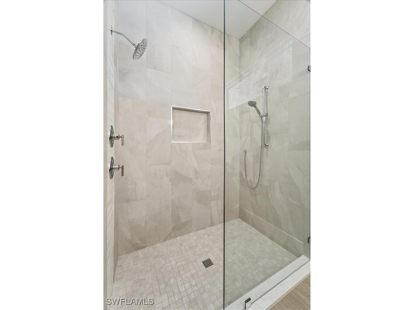 526 104th Avenue N Naples FL 34108 226002575 image19