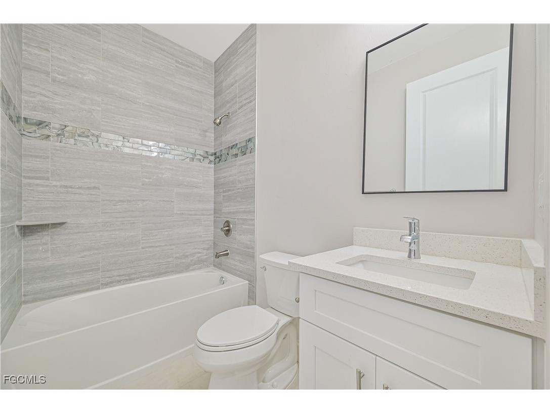 526/528 Grant Boulevard Lehigh Acres FL 33974 2026005737 image13