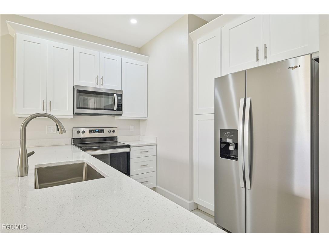 526/528 Grant Boulevard Lehigh Acres FL 33974 2026005737 image4