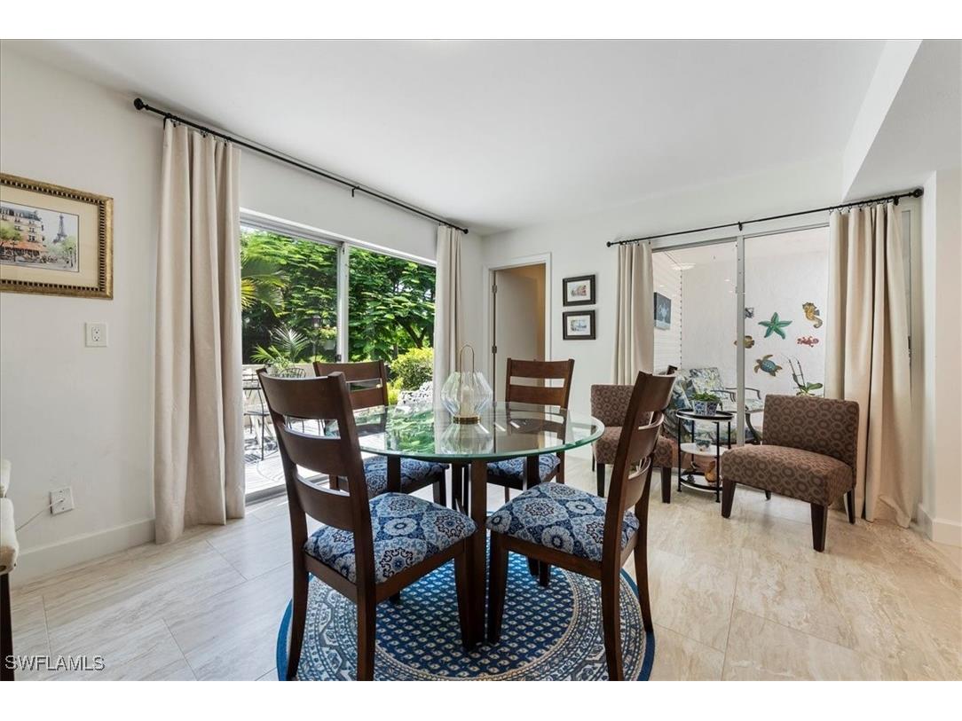 526 Bristle Cone Lane Naples FL 34113 225064062 image4