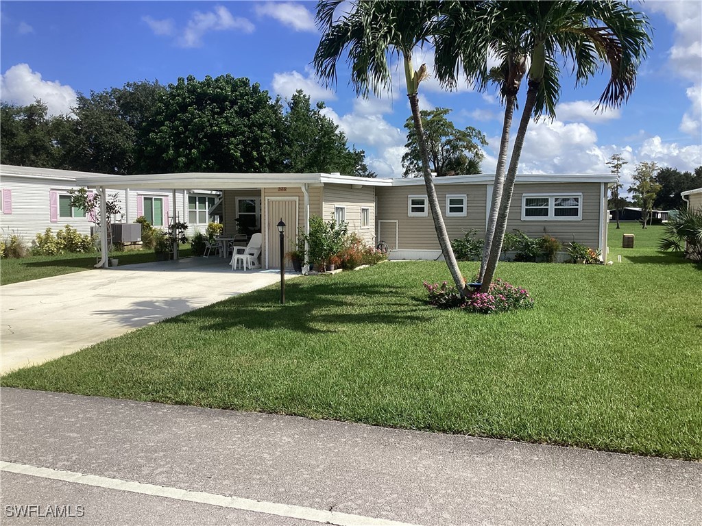 526 Charlemagne Boulevard Naples FL 34112 224070419 image1