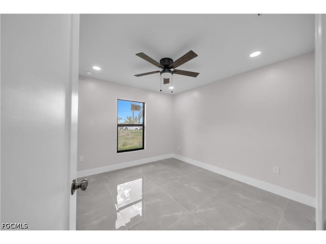 526 Kismet Parkway W Cape Coral FL 33993 2026018954 image17