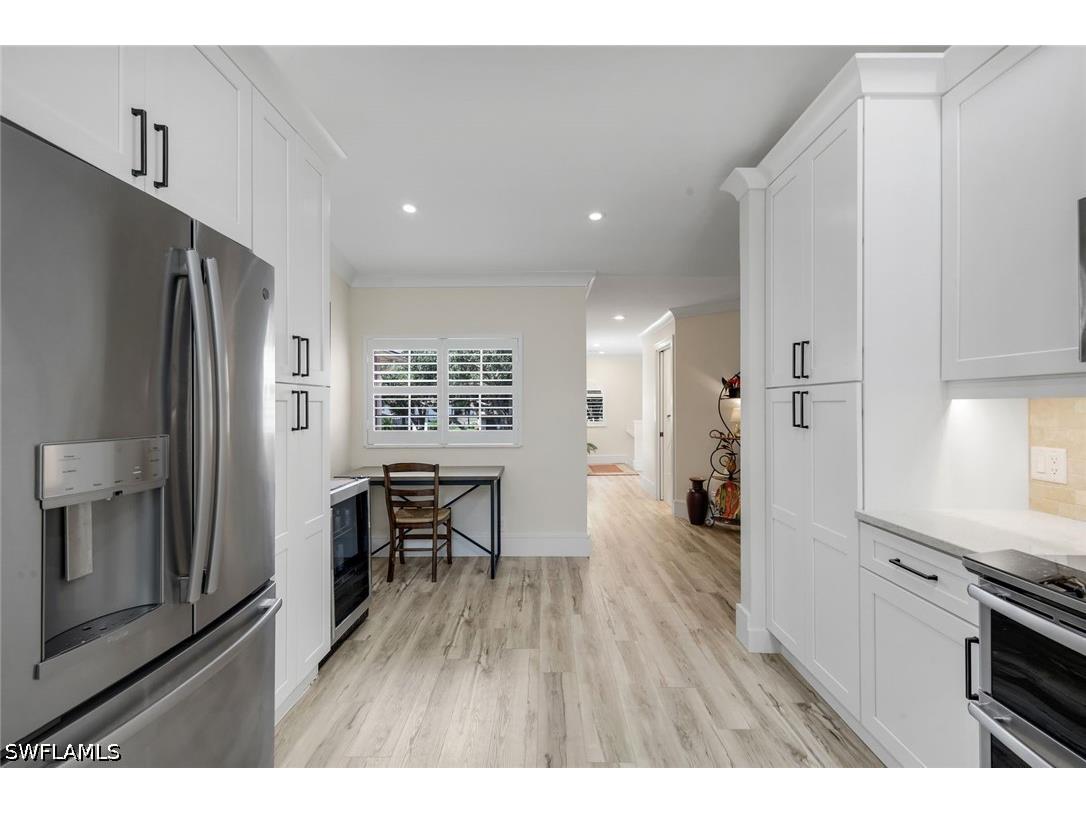 526 Lake Louise Circle #402 Naples FL 34110 226019622 image10