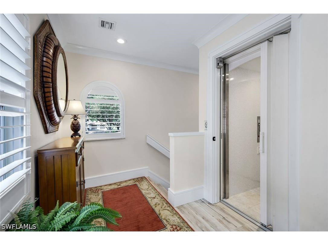 526 Lake Louise Circle #402 Naples FL 34110 226019622 image14