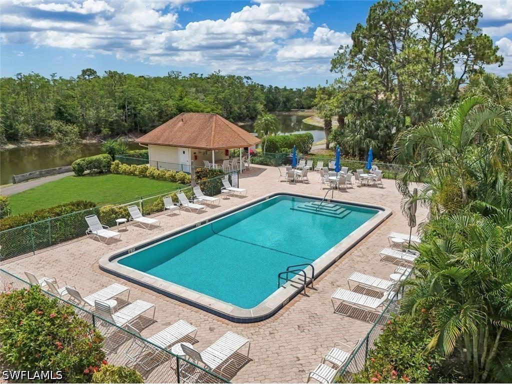 526 Lake Louise Circle #402 Naples FL 34110 226019622 image28