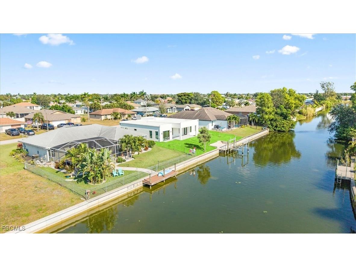 526 SE 4th Street Cape Coral FL 33990 2025020228 image42