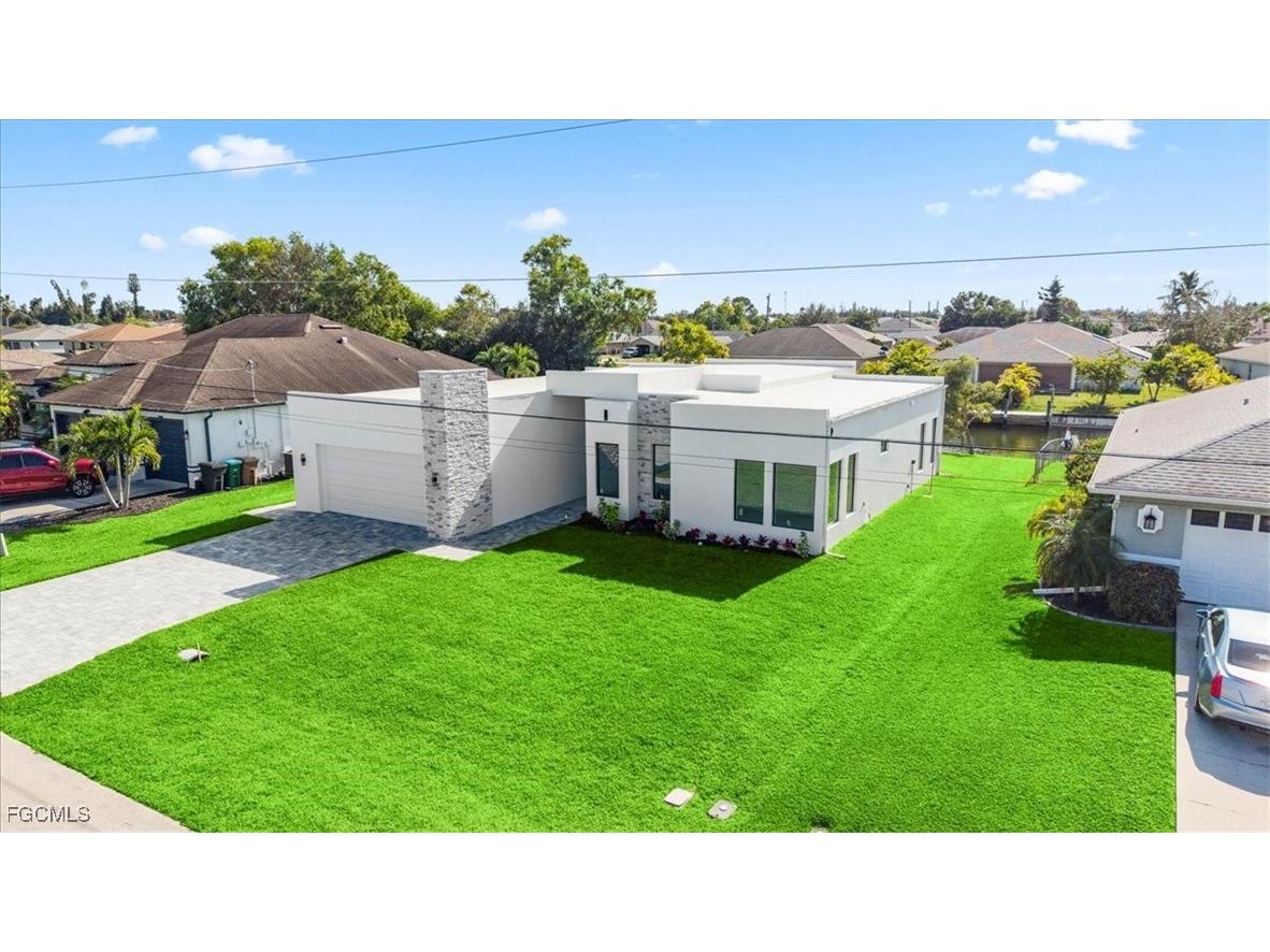 526 SE 4th Street Cape Coral FL 33990 2025020228 image48