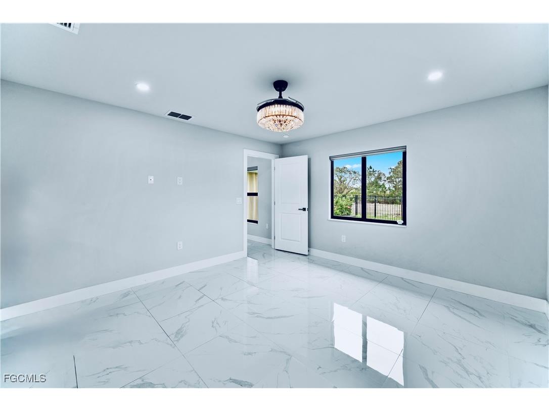 526 Wabasso Avenue S Lehigh Acres FL 33974 2025021161 image11