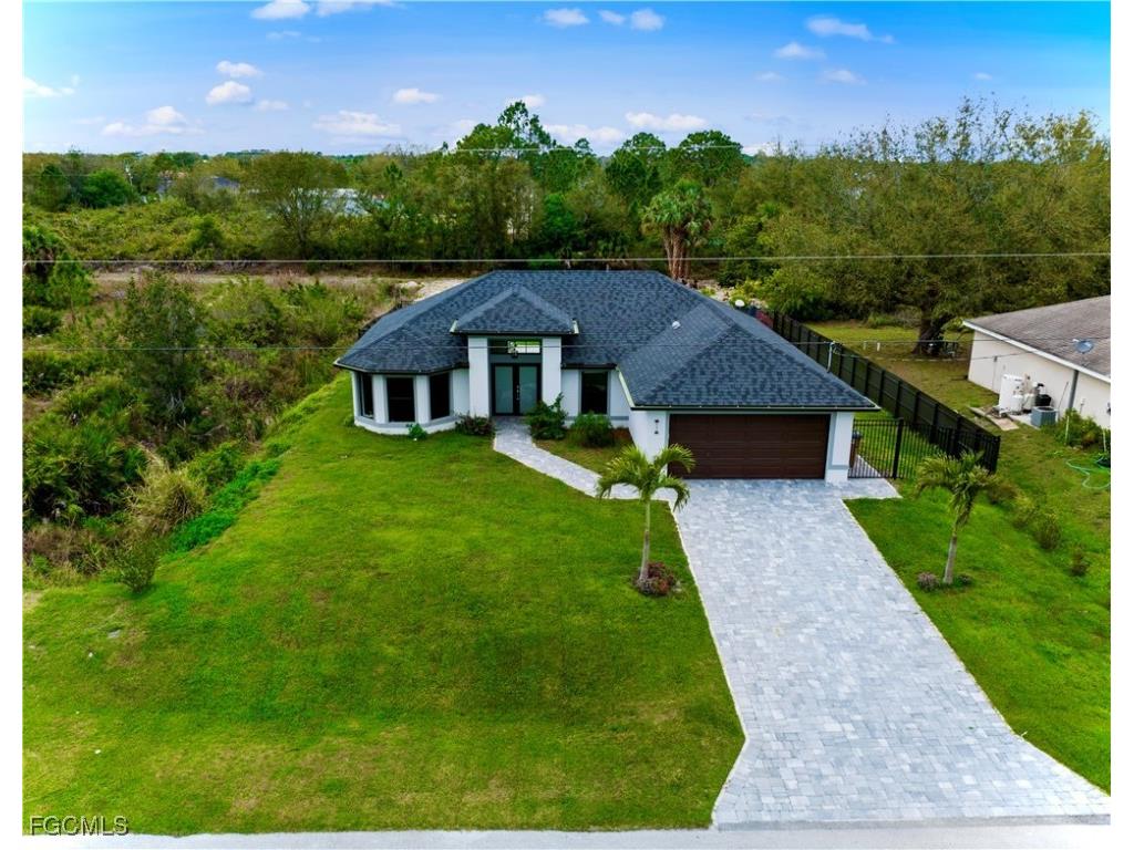 526 Wabasso Avenue S Lehigh Acres FL 33974 2025021161 image27