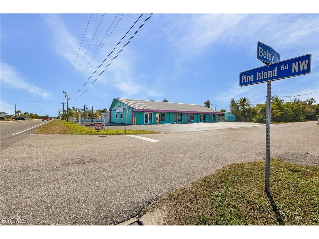 5261 Pine Island Road Bokeelia FL 33922 2026007144 image38