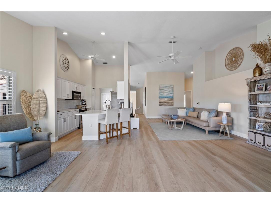 5265 Birmingham Drive #202 Naples FL 34110 224009303 image1