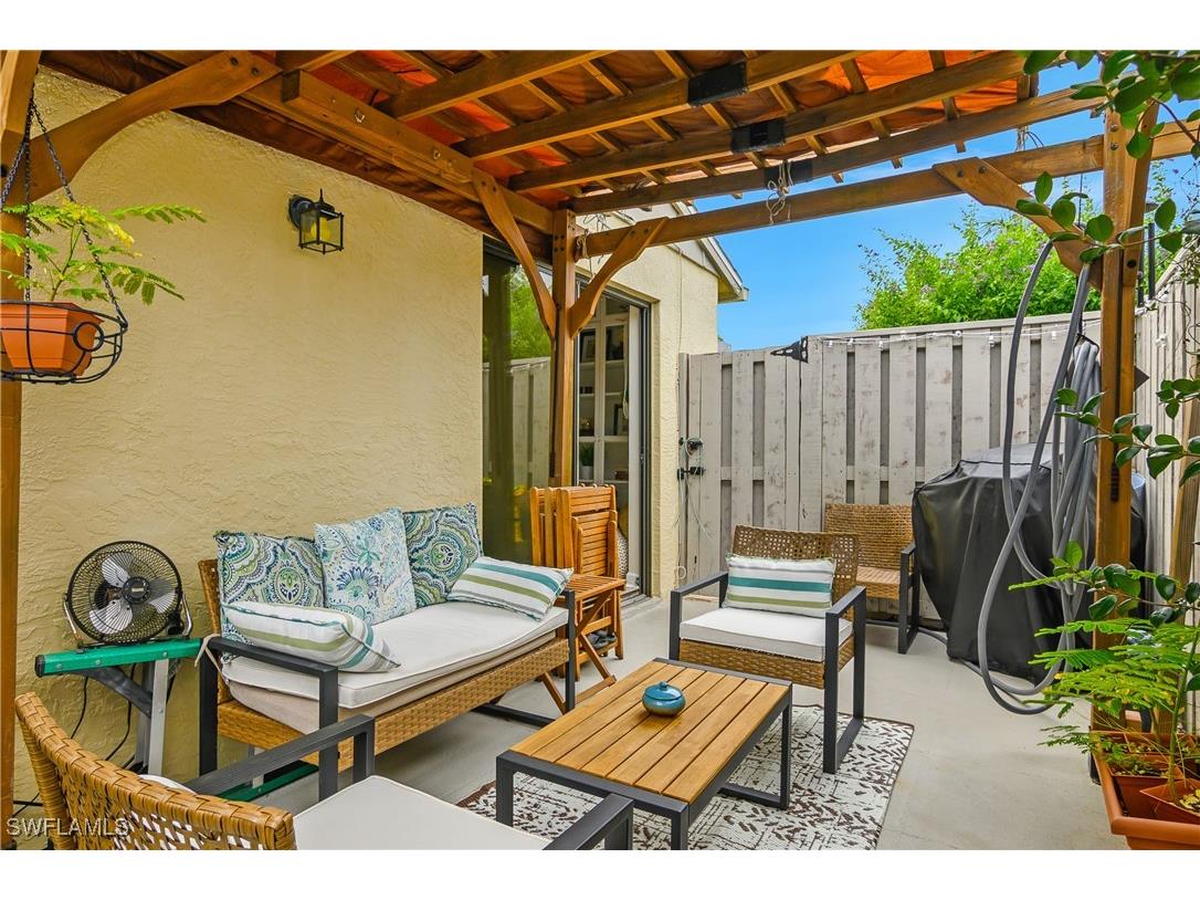 5266 Cedarbend Drive #1 Fort Myers FL 33919 225078147 image3