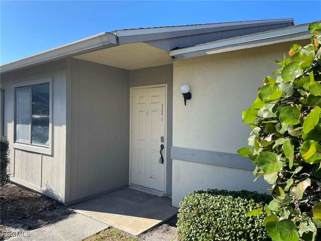 5266 Cedarbend Drive Fort Myers FL 33919 2026001091 image2