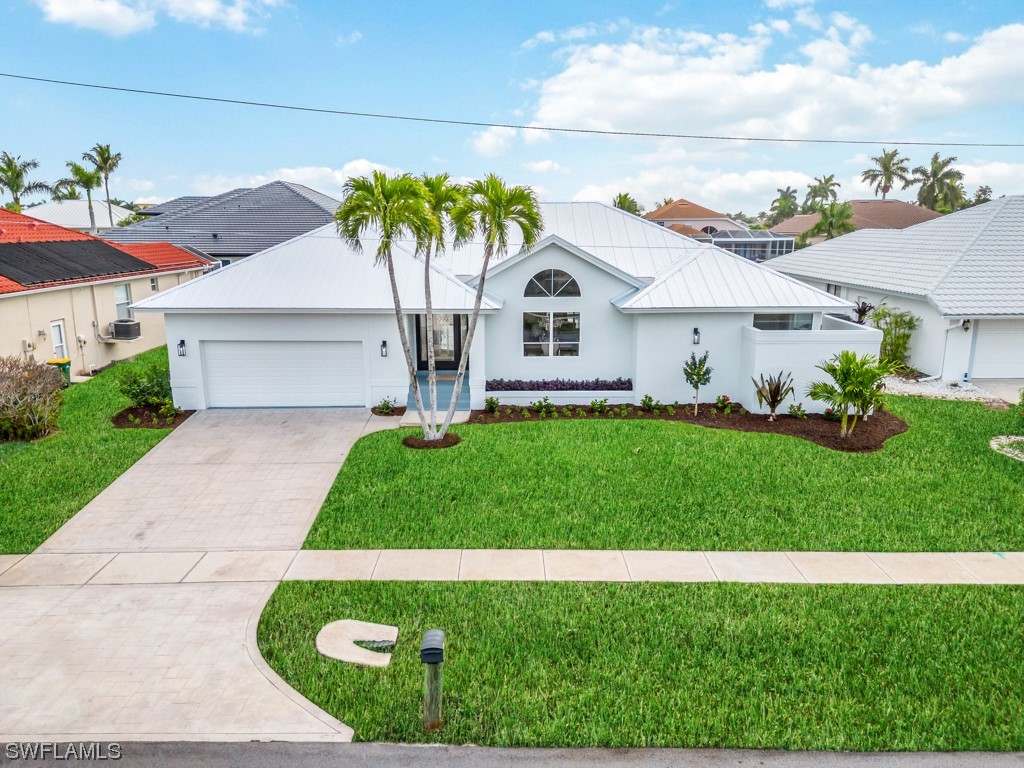 527 Bradford Court Marco Island FL 34145 224008641 image1