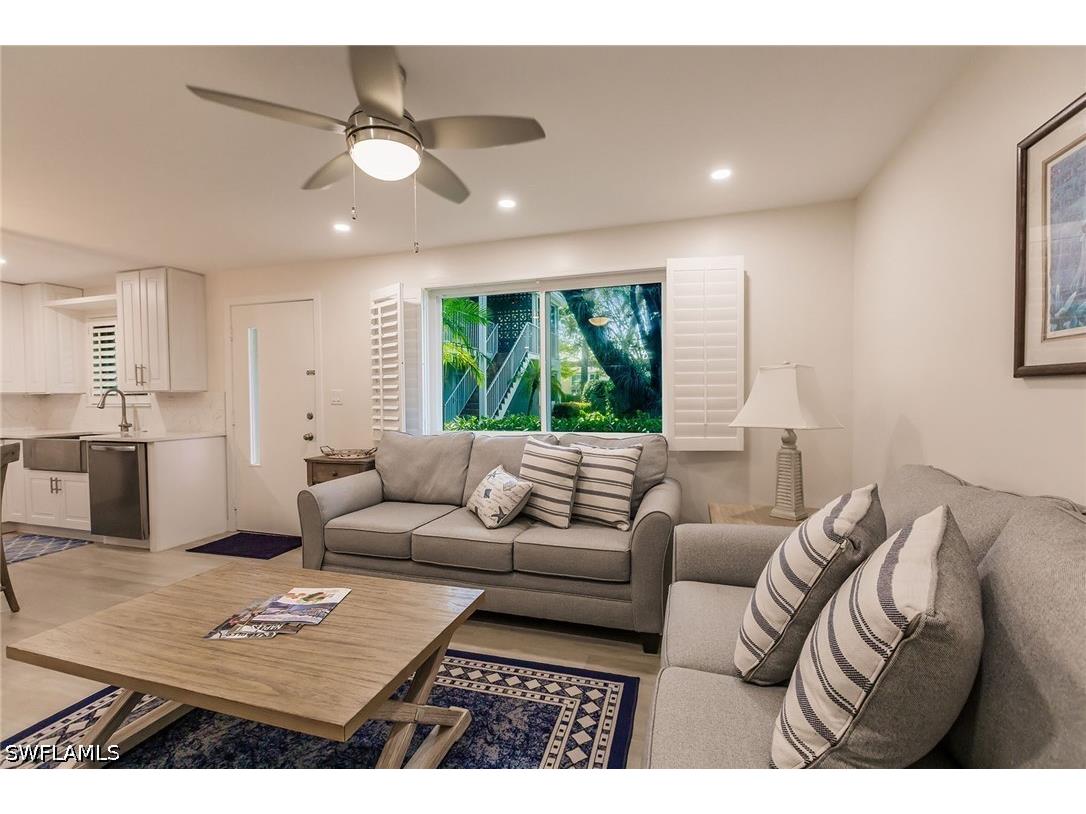 527 Broad Avenue S #527 Naples FL 34102 226023833 image6