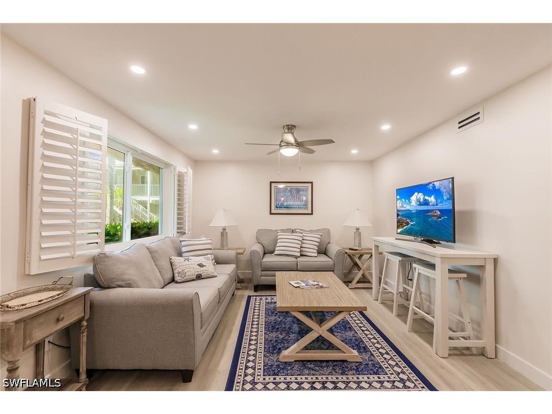 527 Broad Avenue S #527 Naples FL 34102 226023833 image7