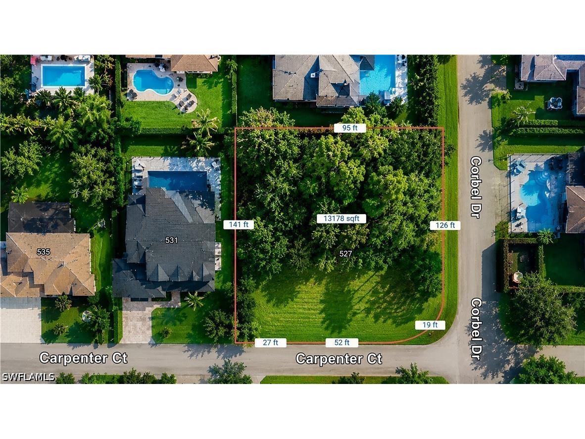 527 Carpenter Court Naples FL 34110 226019165 image1