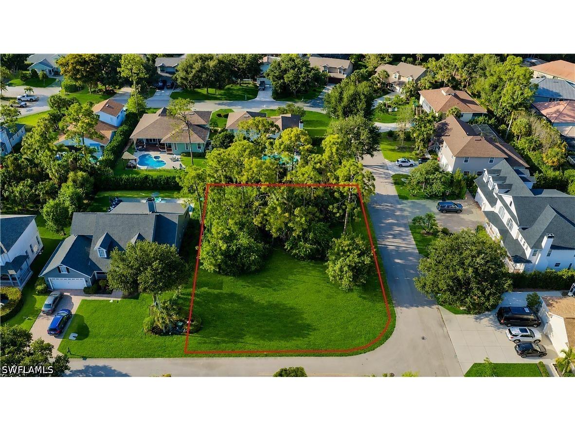 527 Carpenter Court Naples FL 34110 226019165 image5