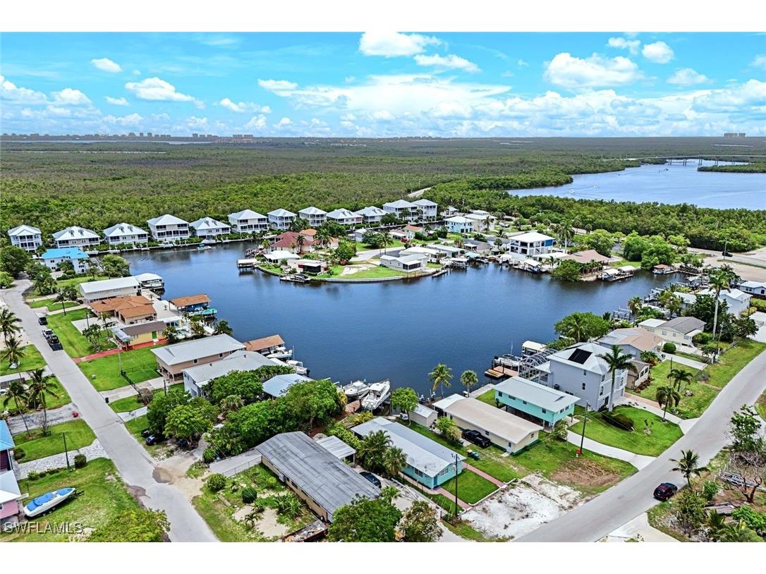 527 Goodland Drive W Goodland FL 34140 225060186 image1