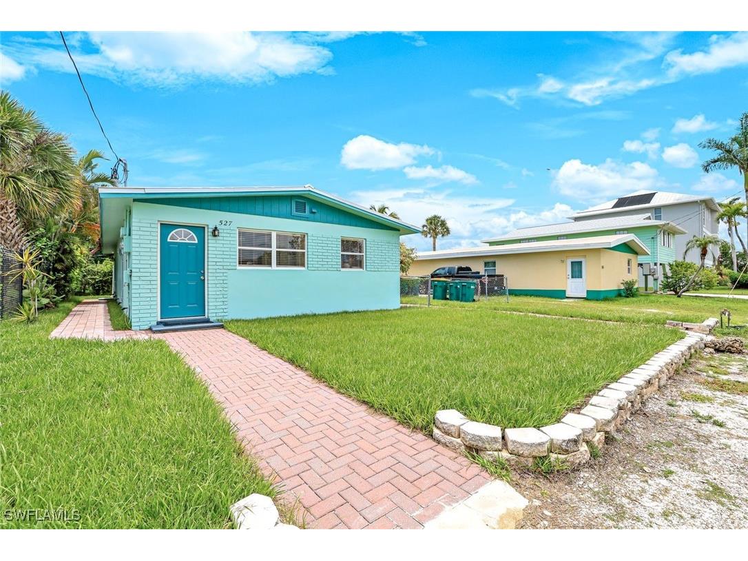 527 Goodland Drive W Goodland FL 34140 225060186 image2