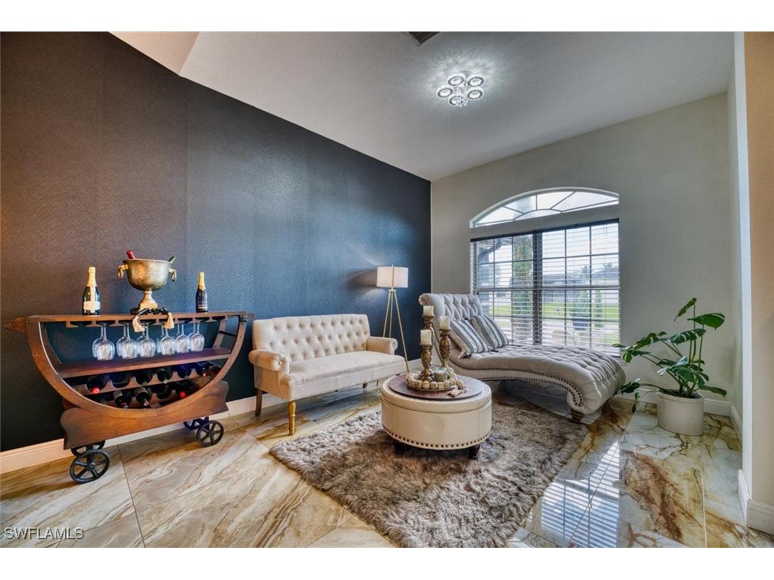 527 NW 27th Avenue Cape Coral FL 33993 224067870 image1