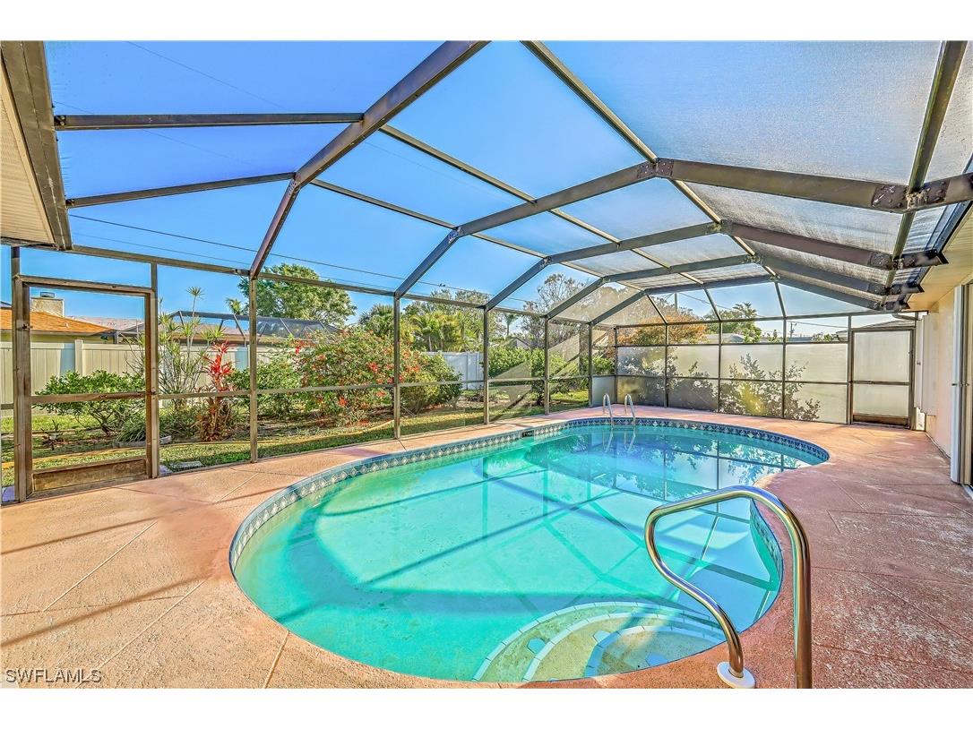 527 SE 36th Street Cape Coral FL 33904 223023192 image1