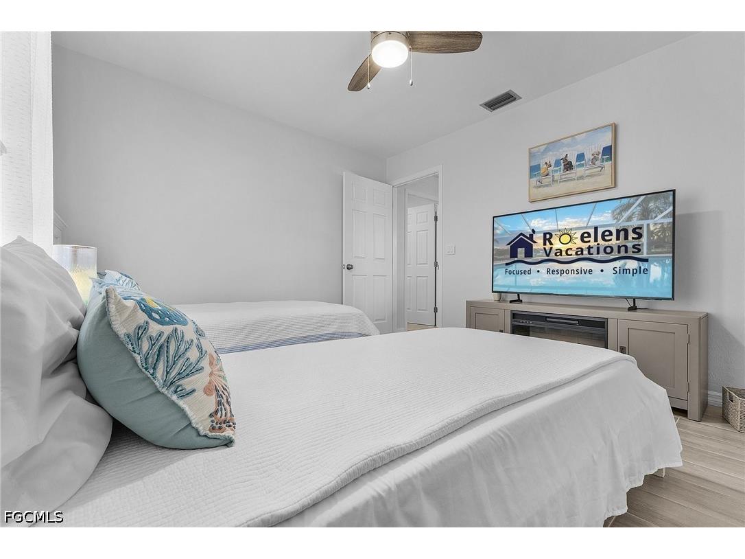 527 SW 57th Street Cape Coral FL 33914 2026020453 image17