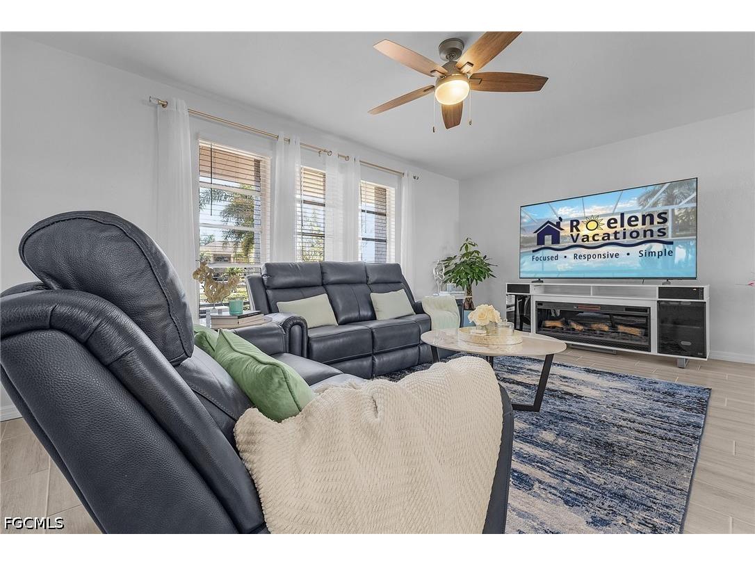 527 SW 57th Street Cape Coral FL 33914 2026020453 image7