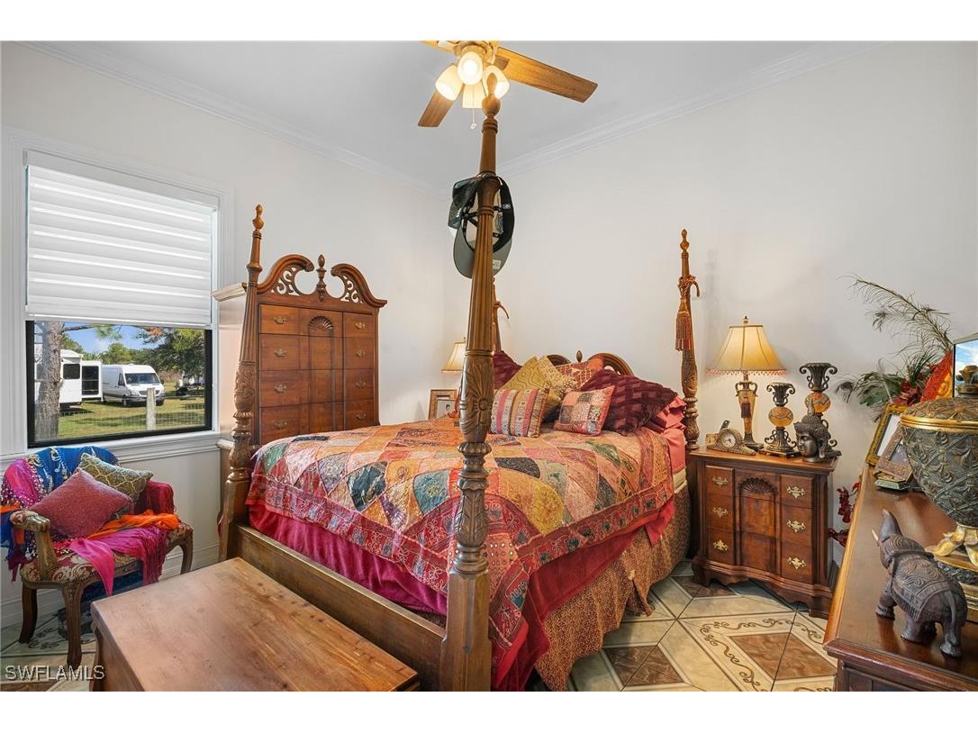 5270 42nd Street NE Naples FL 34120 225077090 image22