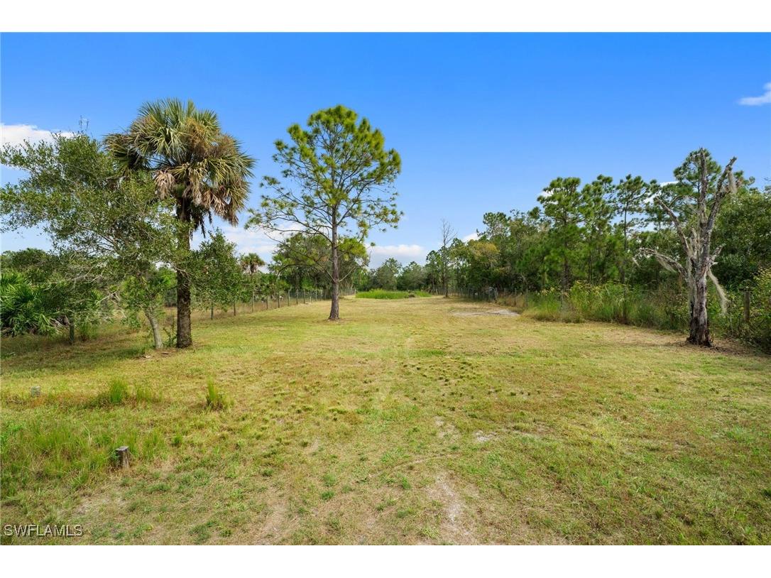 5270 42nd Street NE Naples FL 34120 225077090 image40