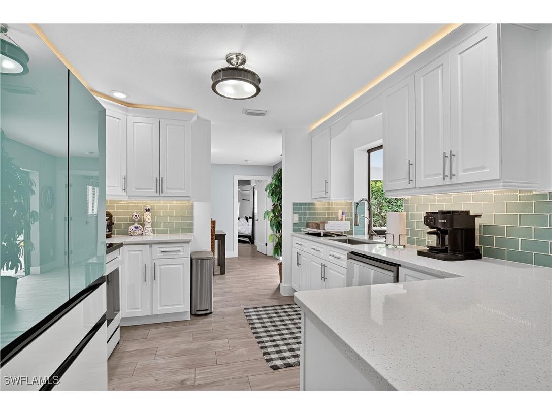 5270 Berkeley Drive Naples FL 34112 225079174 image17