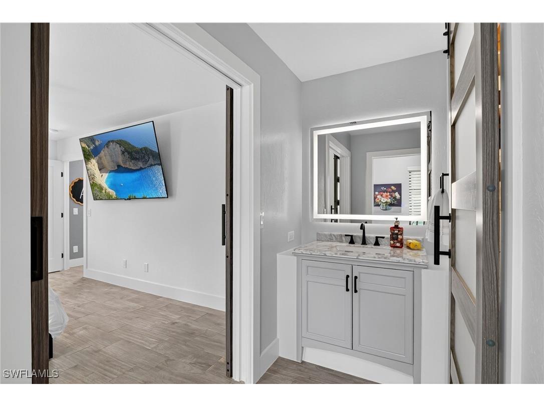 5270 Berkeley Drive Naples FL 34112 225079174 image20