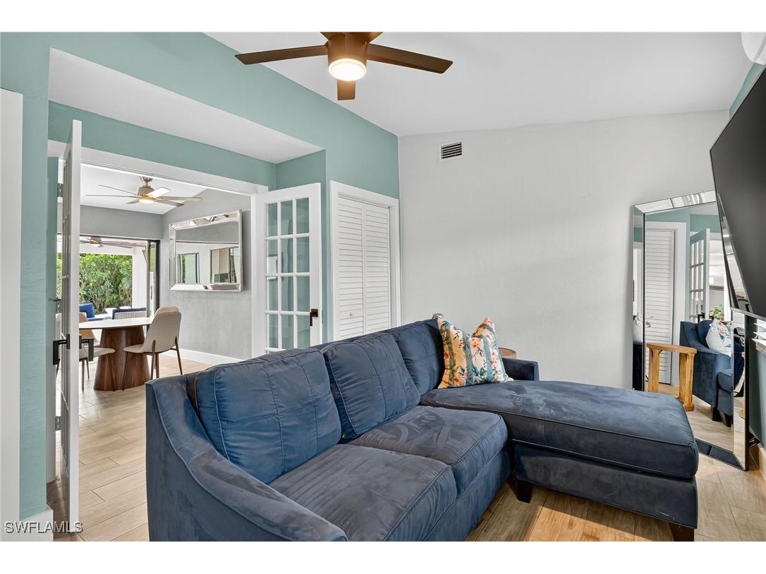 5270 Berkeley Drive Naples FL 34112 225079174 image23