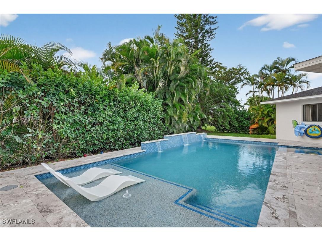 5270 Berkeley Drive Naples FL 34112 225079174 image38