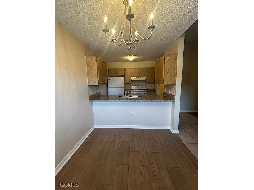 5270 Cedarbend Drive #1 Fort Myers FL 33919 2025018612 image3