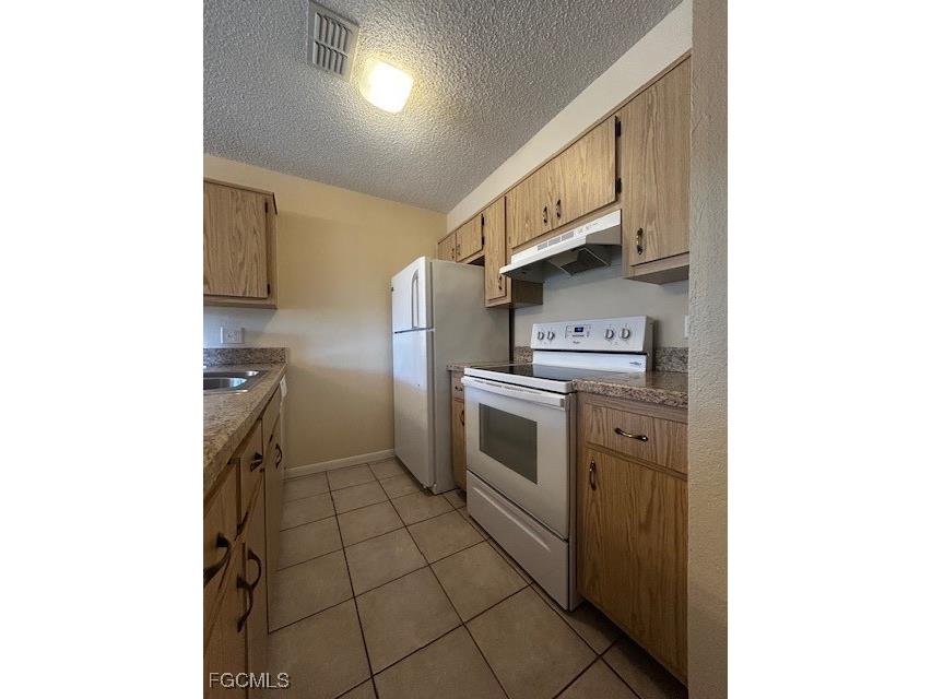 5270 Cedarbend Drive #1 Fort Myers FL 33919 2025018612 image5